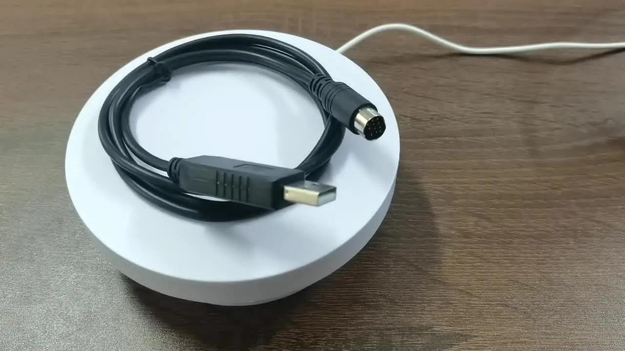 Yaesu インターフェース SCU-20 PC 接続ケーブル PL2303GT USB から