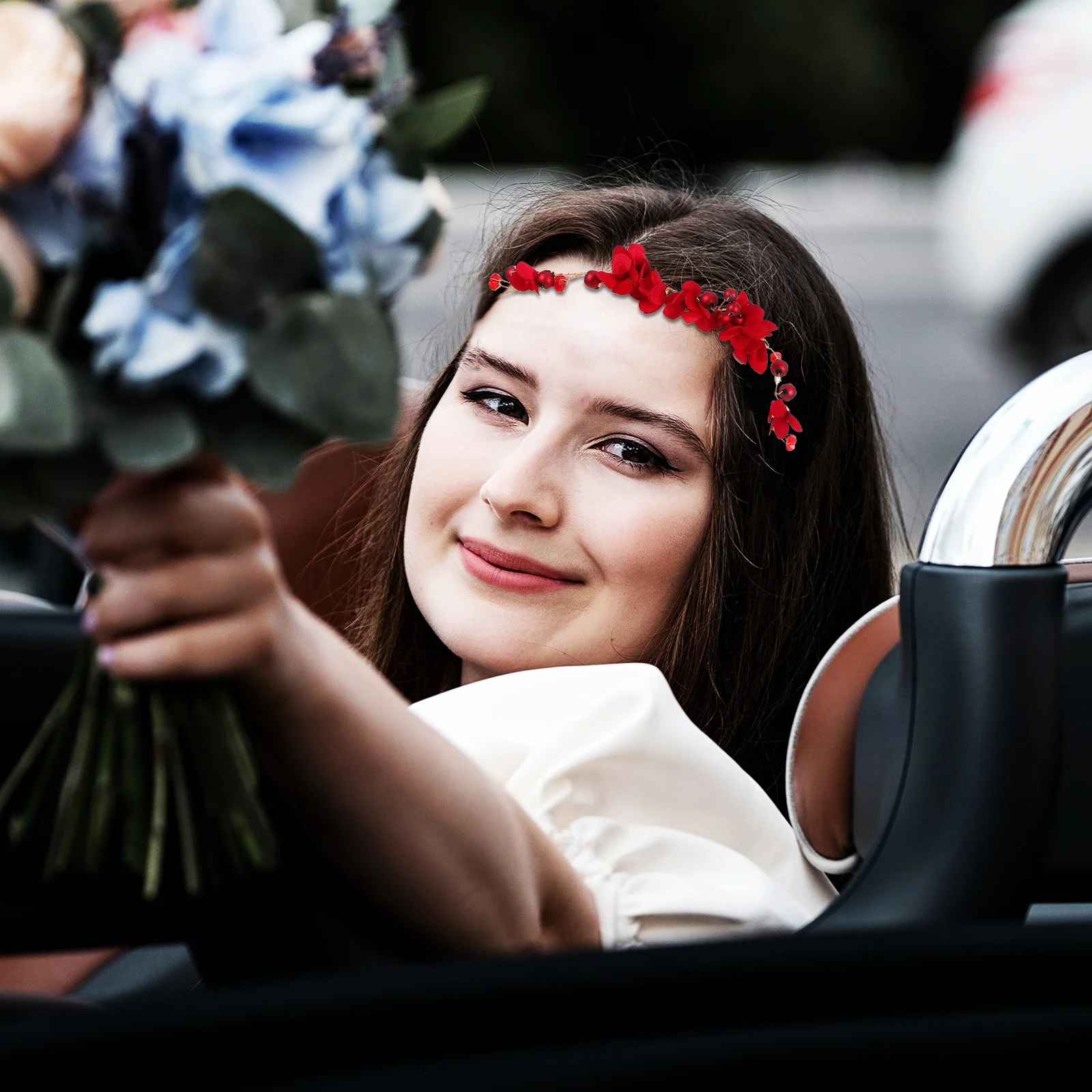 عصابة رأس على شكل زهرة حمراء للنساء غطاء رأس للعروس وحفلات الزفاف وإكسسوارات الشعر وحفلات التخرج ومجوهرات التخرج