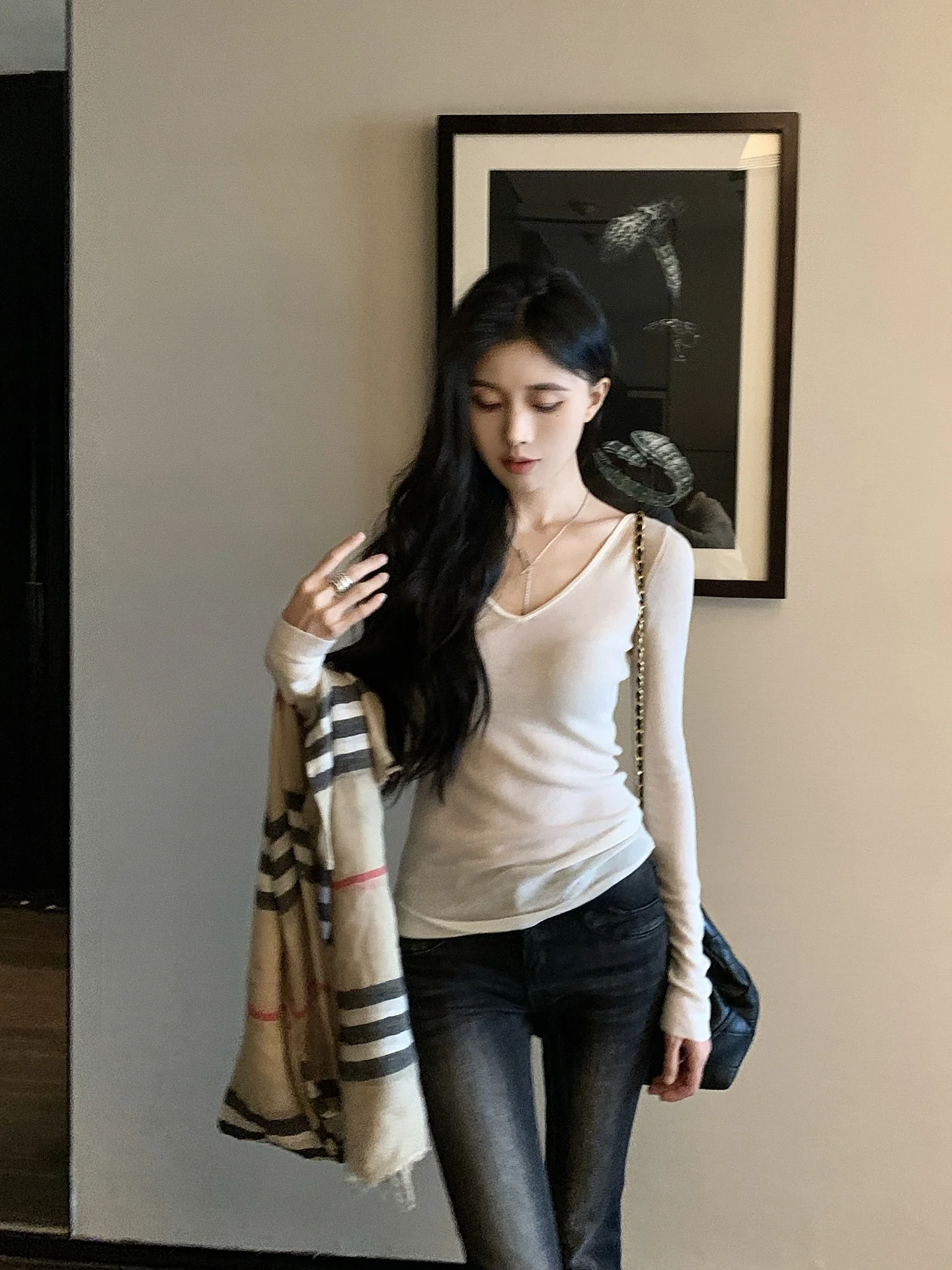 

He Chenxi Silk Wool V-ne Versatile Slim Fit Base Layer irt Thin Top Women's Casual Sle Autumn New Arrival