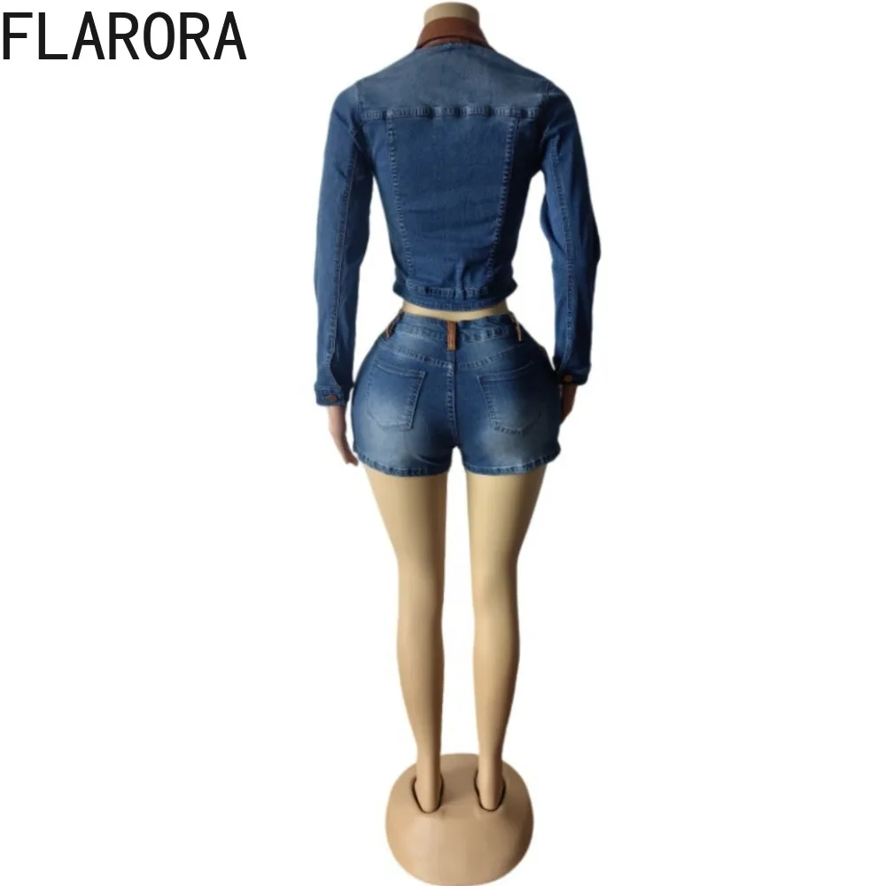 FLARORA Vintage Denim Patchworkowe Komplety Dwuczęściowe Damskie Kurtki Krótkie z Klapami, Zapinane na Zamek, z Długim Rękawem i Szorty, Modne Stroje Damskie w Stylu Streetwear