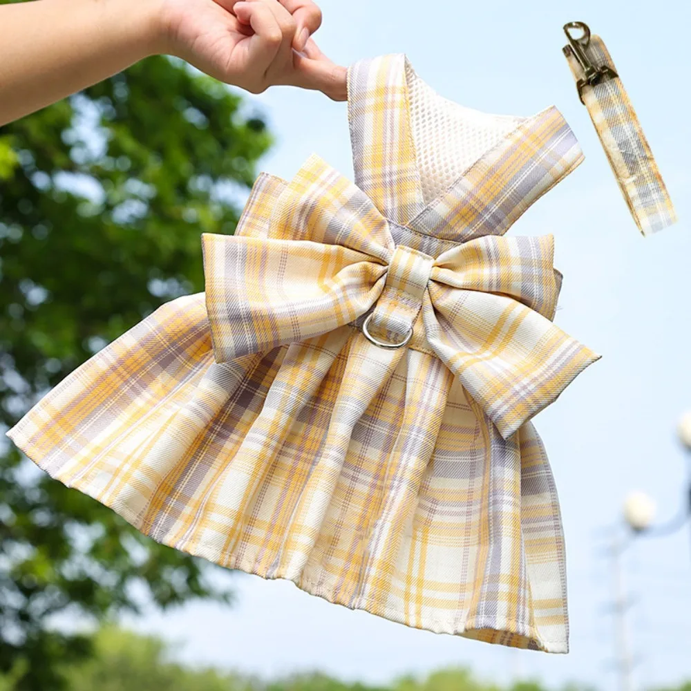 

Dog Accessories with Leash Traction Dog Plaid JK Dress Thin Dacron Dog Bow Skirt Washable Comfortable Pet Vest Clothes Rabbit