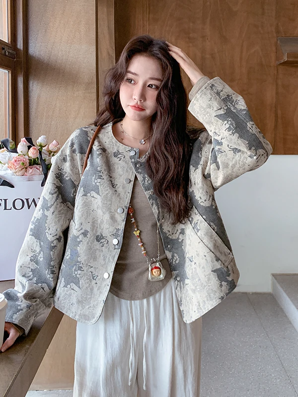 2025年春秋新作 レトロデザイン 高級感のあるインク画風ジャカード織りボタン付きショート丈カジュアルルーズジャケット