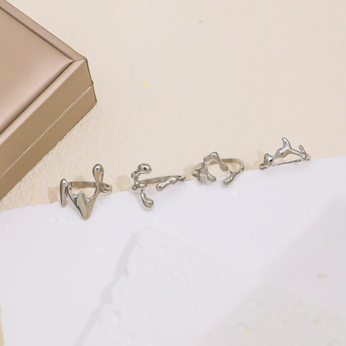 4Pcs Vintage Irregular Lava Open Ring Set for Women