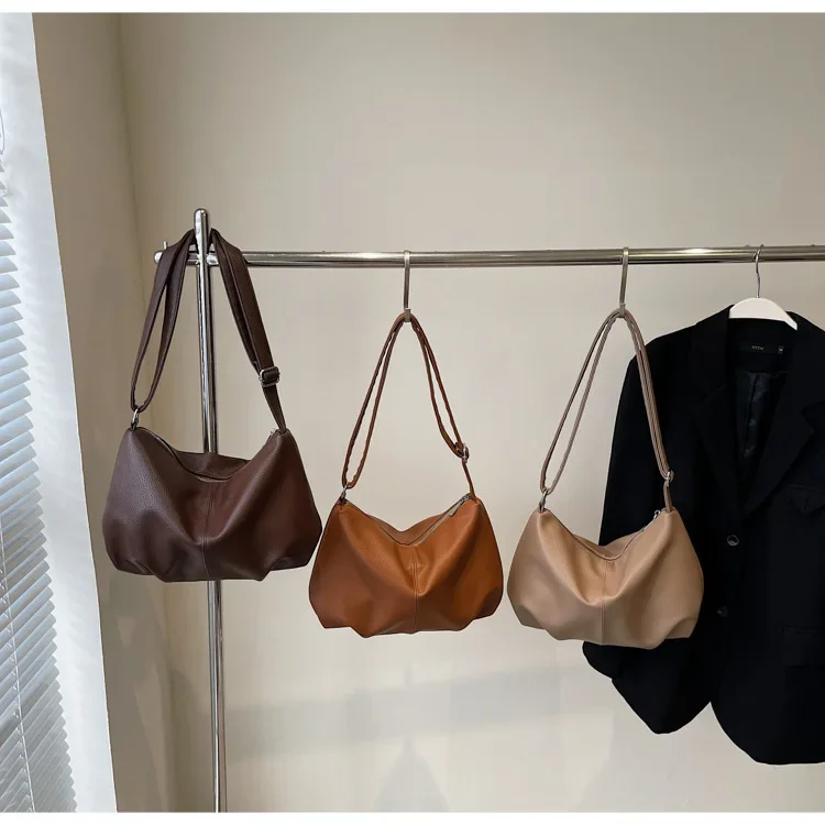 

Stylish Retro Soft-Surface Women's Bag, 2025 New Spring, Large-Capacity Versatile Bestseller, Crossbody Shoulder Commuter Bag