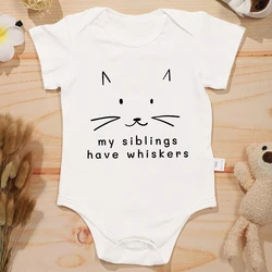 Moje rodzeństwo ma wąsy śliczne ubrania dla dziewczynki Baby Girl Onesie śmieszne Kawaii Harajuku przytulne, przyjazne dla skóry body dla nowonarodzonego chłopca z bawełny