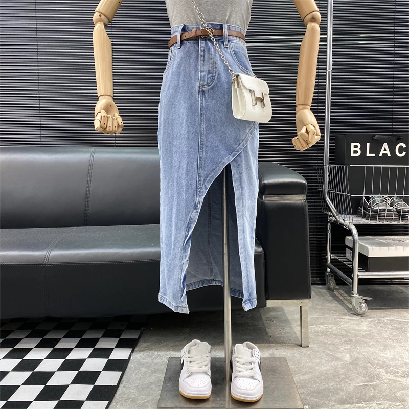 Send belt!New 2022 fashion Designer new style Famous brand Retro Versatile slit High waist Irregular A-line Denim skirt