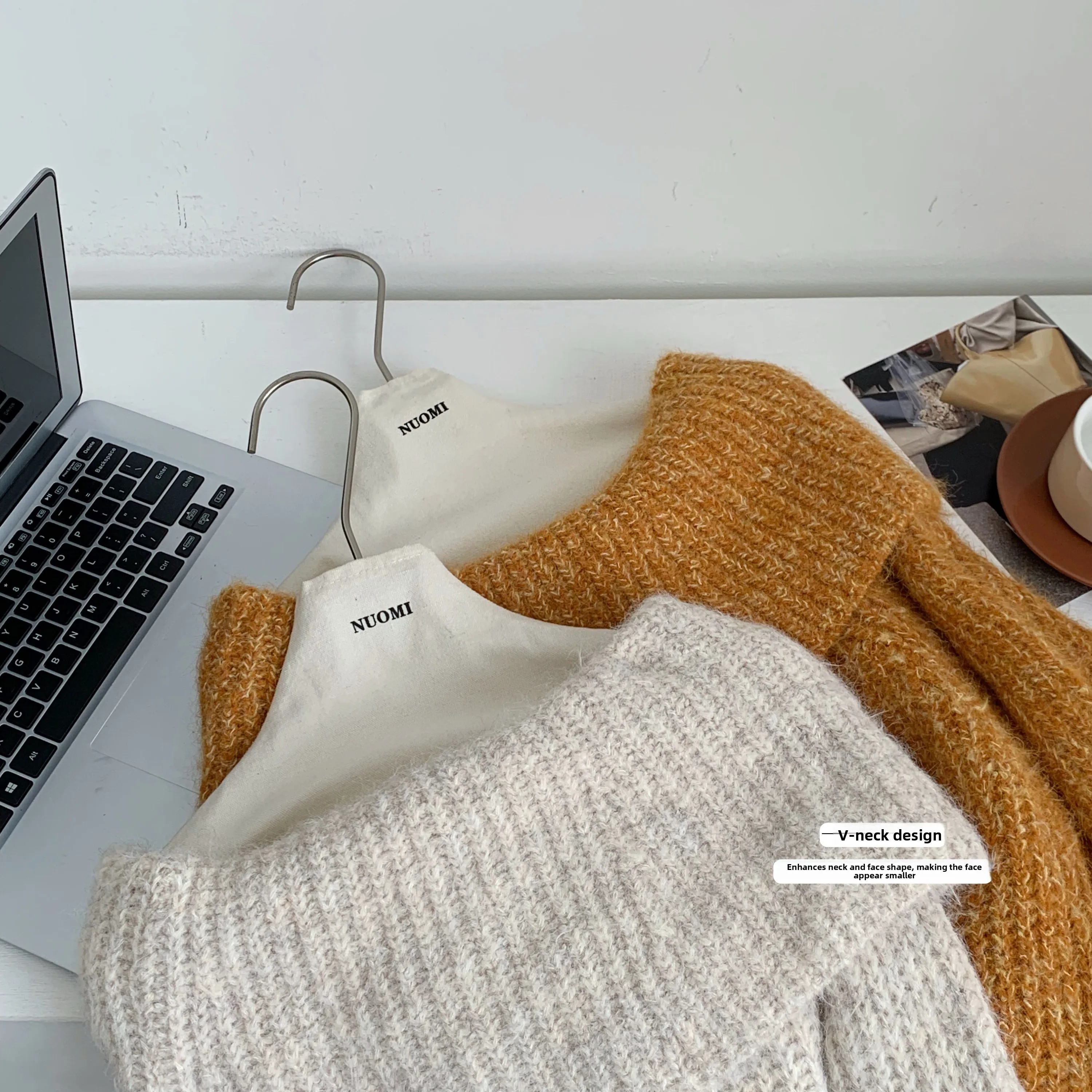 เสื้อสเวตเตอร์ไหมพรมถักแบบยาว สไตล์เกาหลี สีพื้น ผ้าฝ้ายเนื้อนุ่ม สวมใส่สบาย ทรงหลวม ใส่เป็นเสื้อตัวในหรือตัวนอกได้