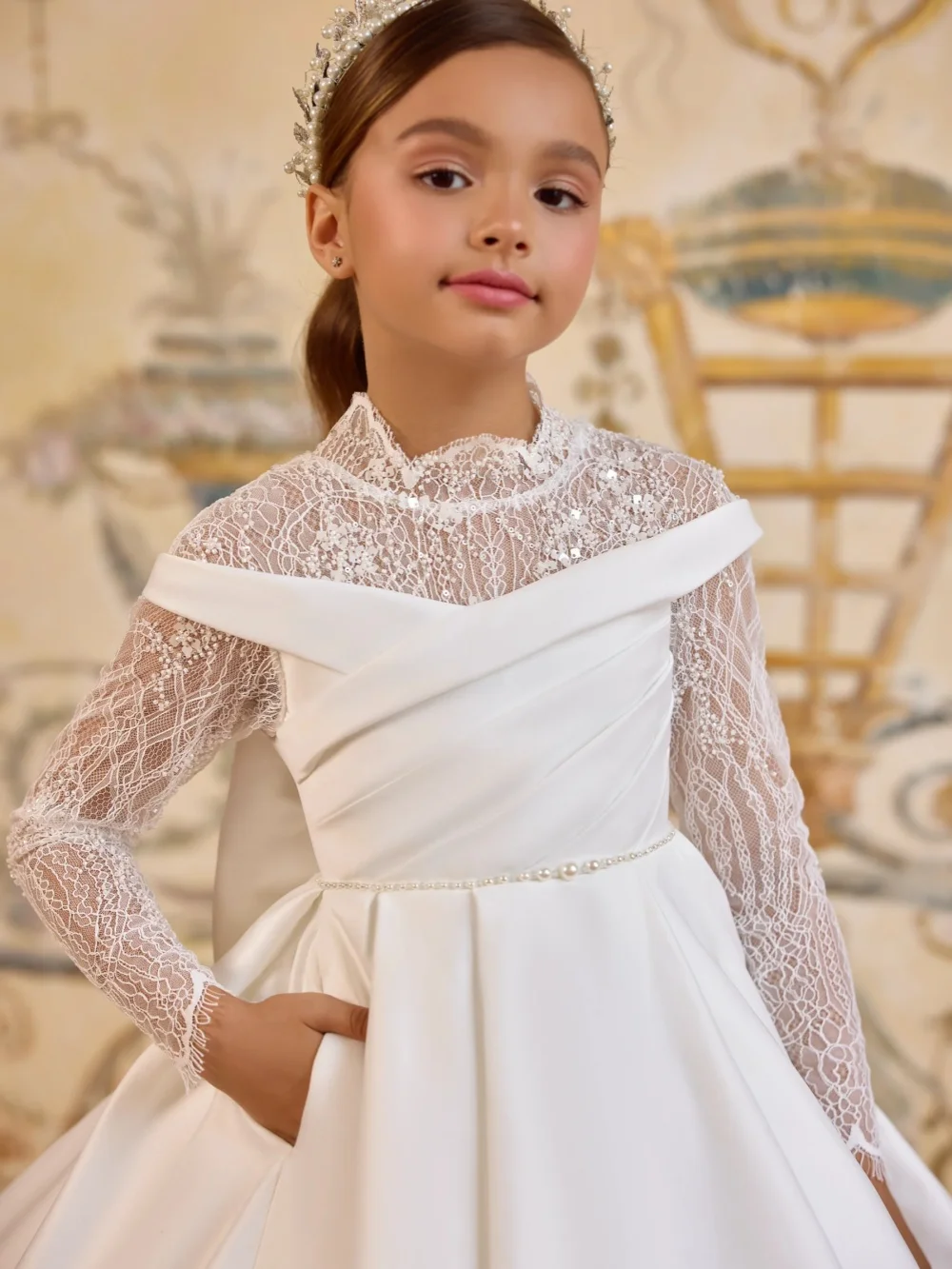 New Arrival Shimmering Beaded Girls Dresses Wedding Guest Clothes Sweet Luxury Pearls Bow Kids Princess Gowns For Birthday Party