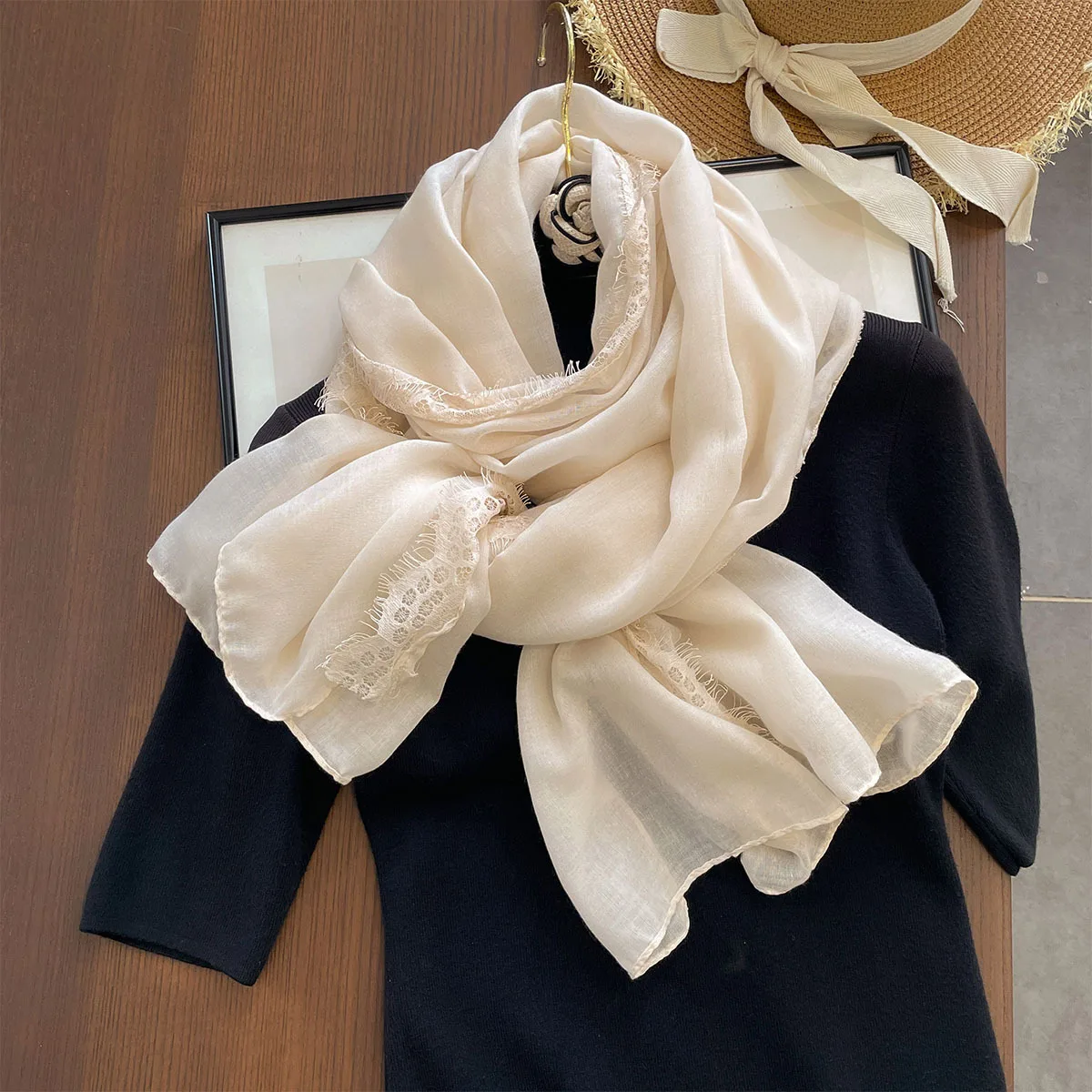 2026 New Style Lace Edging Scarf Large Size Breathable Silk Scarf Fashion Solid Color Oversized Shawl Wrap Gauze Scarf Bufandas