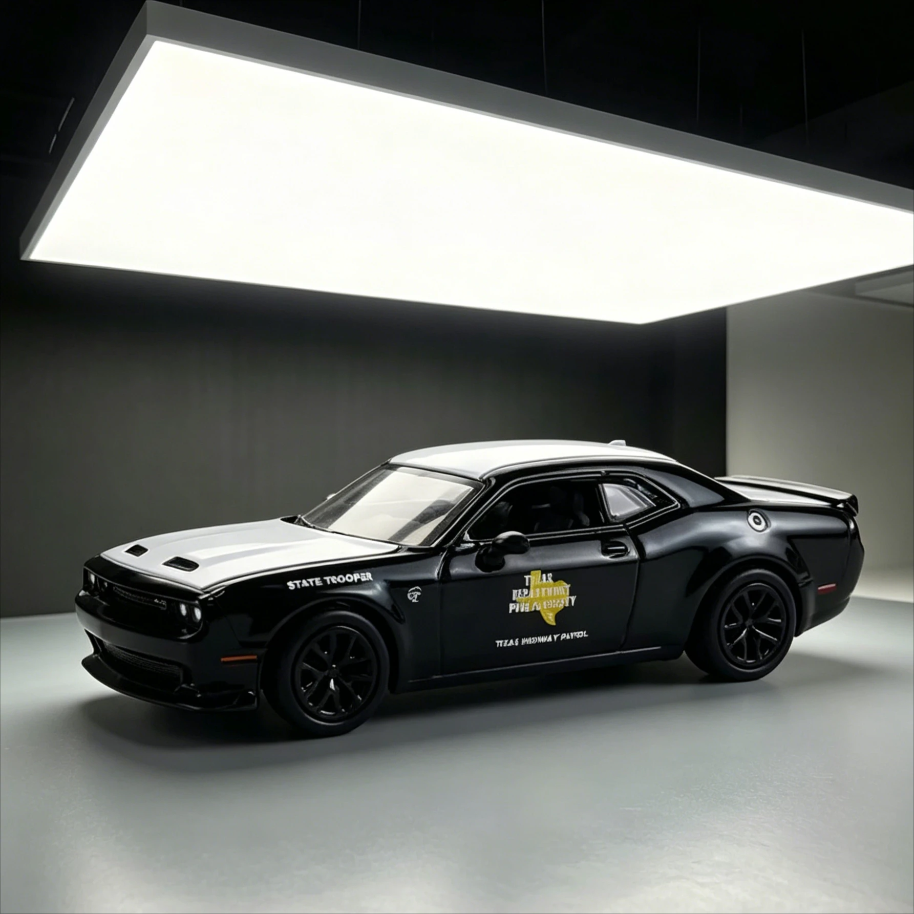 Greenlight 1:64 Hot Pursuit Series 47 2020 Dodge Challenger SRT Hellcat Texas Police 43050-E Diecast Car