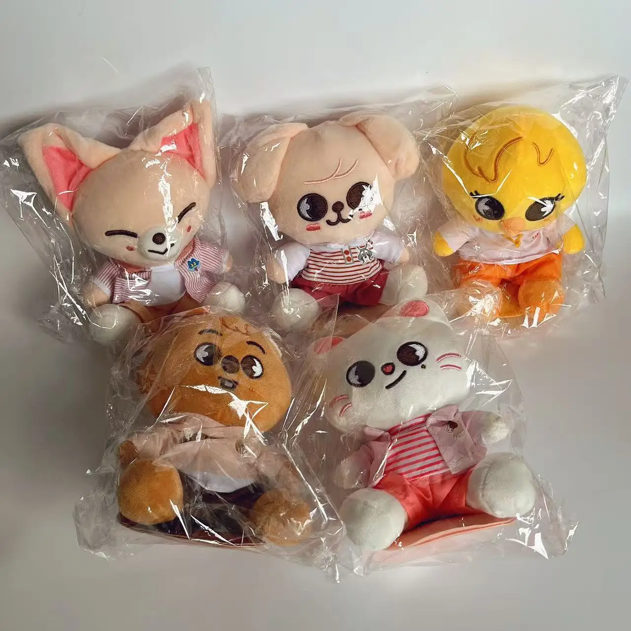 

New Stray Kids plush Skzoo toy anime character skzoo pop-up same doll standing posture magnetic doll cute gift