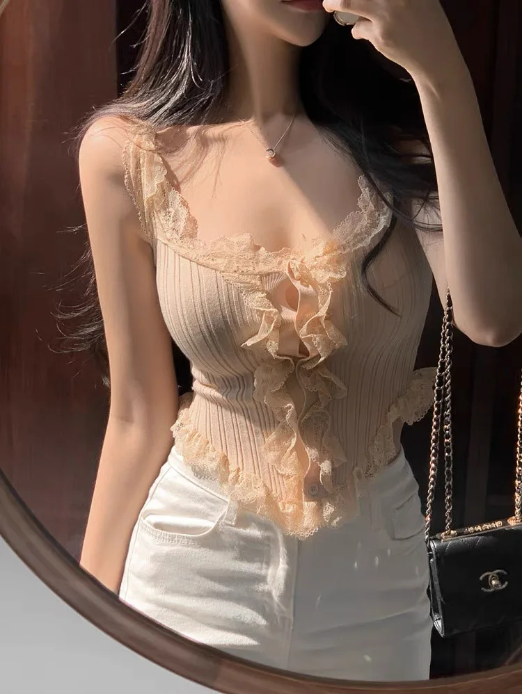

Сексуальный жилет Pure Desire с кружевной отделкой и пуговицами на бретельках, женский топ Dongda Gate, Новое поступление, длина для поездок на работу, тонкая модель