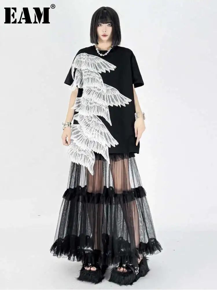 EAM mujeres negro bordado empalmado tamaño grande Mini vestido nuevo cuello redondo manga corta moda marea Primavera Verano 2025 1DJ2551