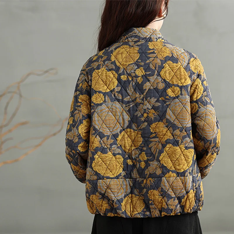 

Осень-зима, новинка, хлопковое льняное пальто в стиле ретро с цветочным принтом, свободное утягивающее платье с воротником-стойкой, женское маленькое хлопковое пальто, антивозрастное