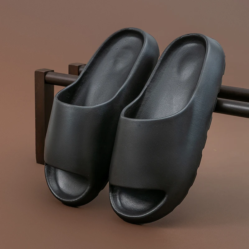 

Coconut Slippers for Men: Summer Anti-slipanti-odor, Thick-soled Indoor Home Silent Slippers with A Feeling of Stepping on Feces