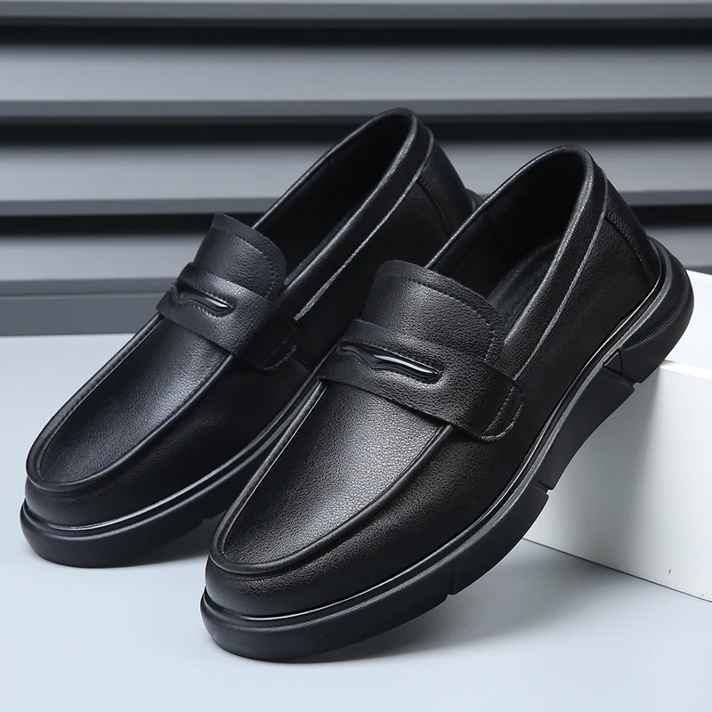 

Spring/Summer Men's Genuine Leather Lazy Footwear with Bean Shoes Fashionable Comfortable Men's Round Head Casual Leather Shoes