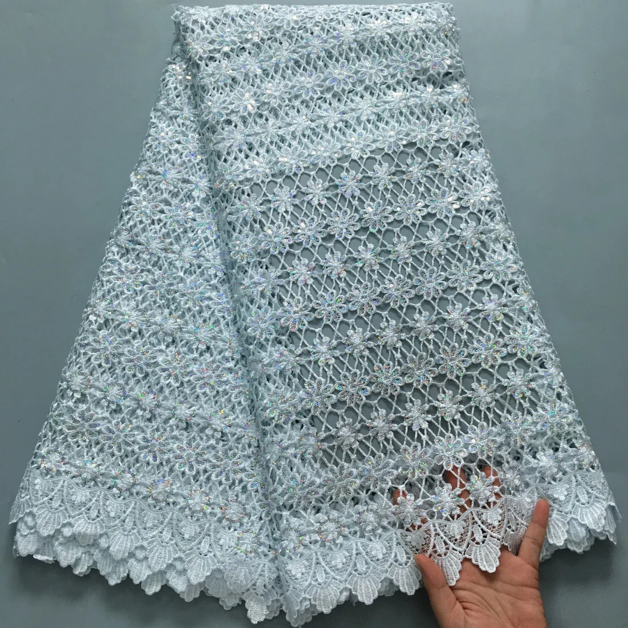 Weißer grauer afrikanischer Guipure-Schnur-Spitzenstoff mit Pailletten, 5 Yards, Blumenstickerei-Spitzenmaterial für Brautkleid und Abendkleid