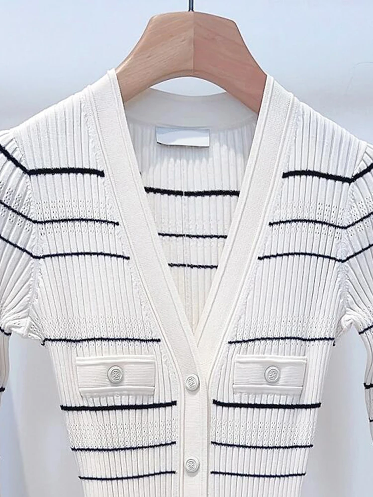 Elegancka damska długa dzianinowa sukienka w paski Niu Wang Sle na jesień i zimę, miękka, z włókna poliestrowego, o średniej elastyczności, o kroju A...