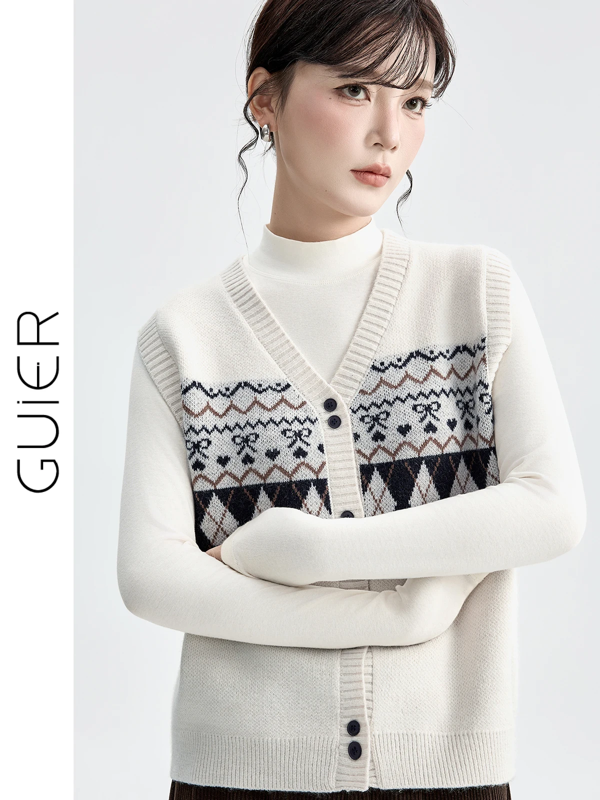 

Guierv Knitted V-Ne Sweater Vest Women's Autumn Winter New Retro Design Layering Cardigan Regular Length Single Button
