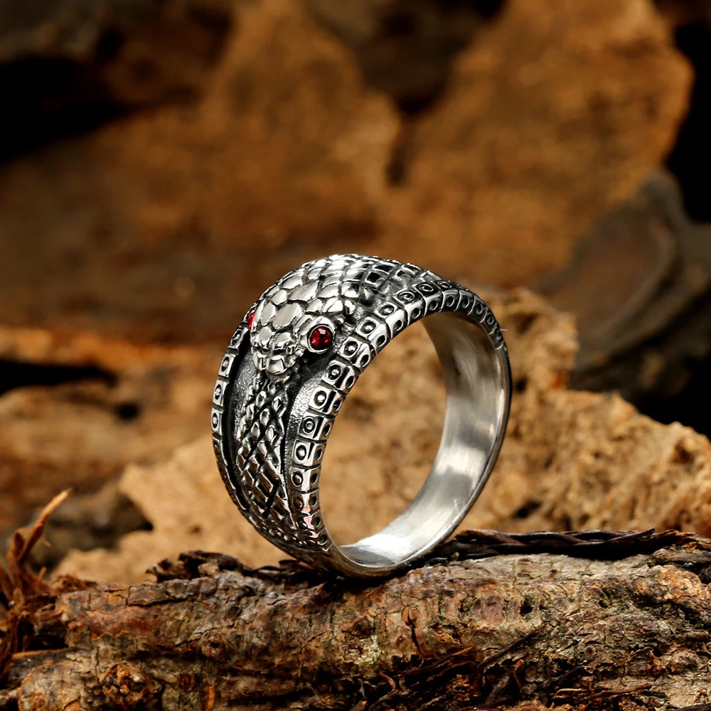 Fashion Punk Red Stone Snake Ring Stainless Steel Character Men and Women Animal Ring Retro Amulet Jewelry Gift Wholesale