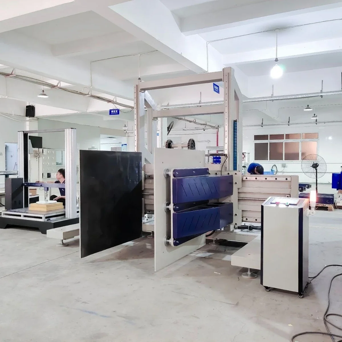 Automatic carton clamping force testing machine, simulated forklift carton clamping resistance testing device