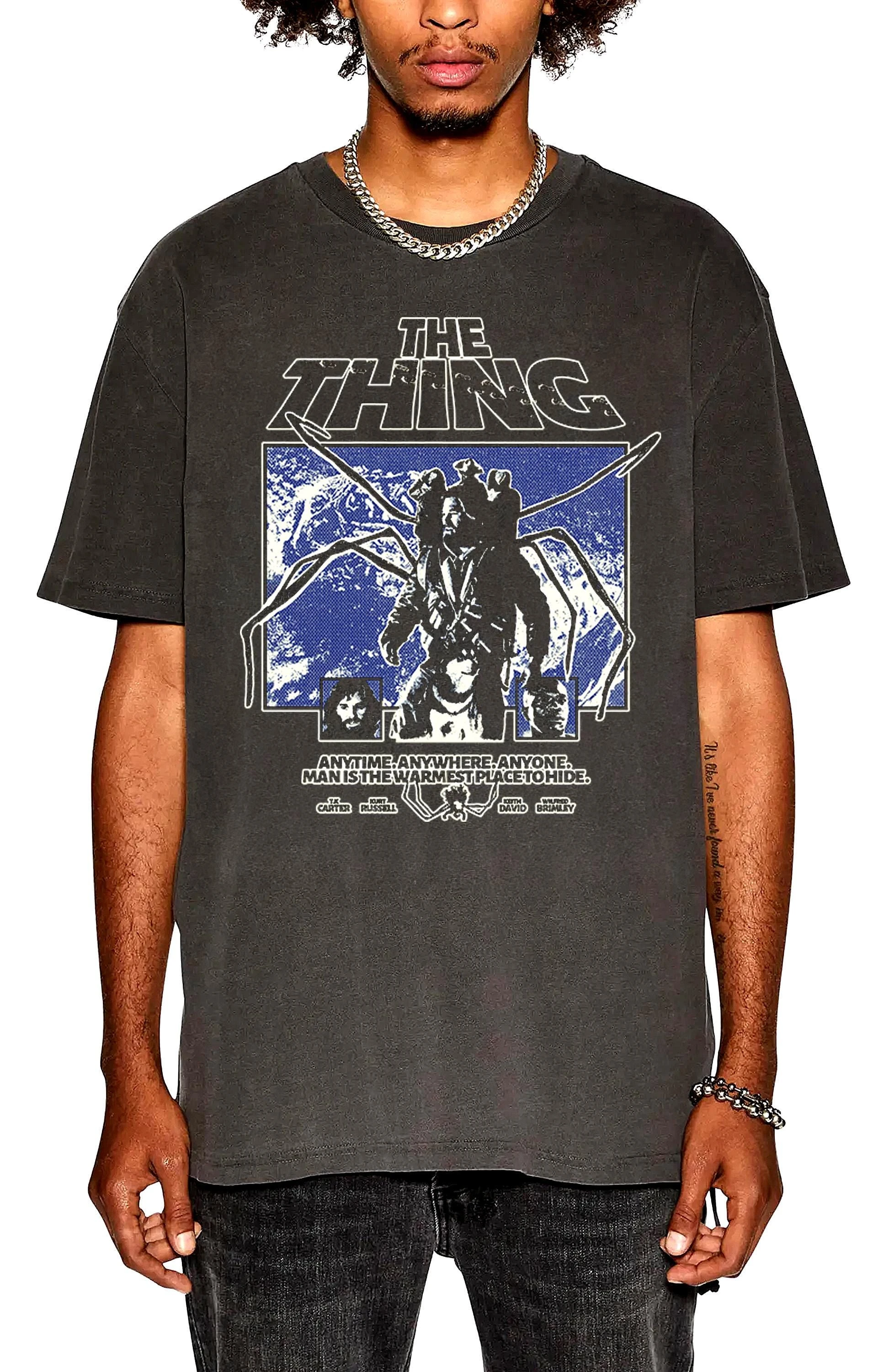Kaus Poster Film The Thing Kau - Poster Men Fashion ulasan dan harga