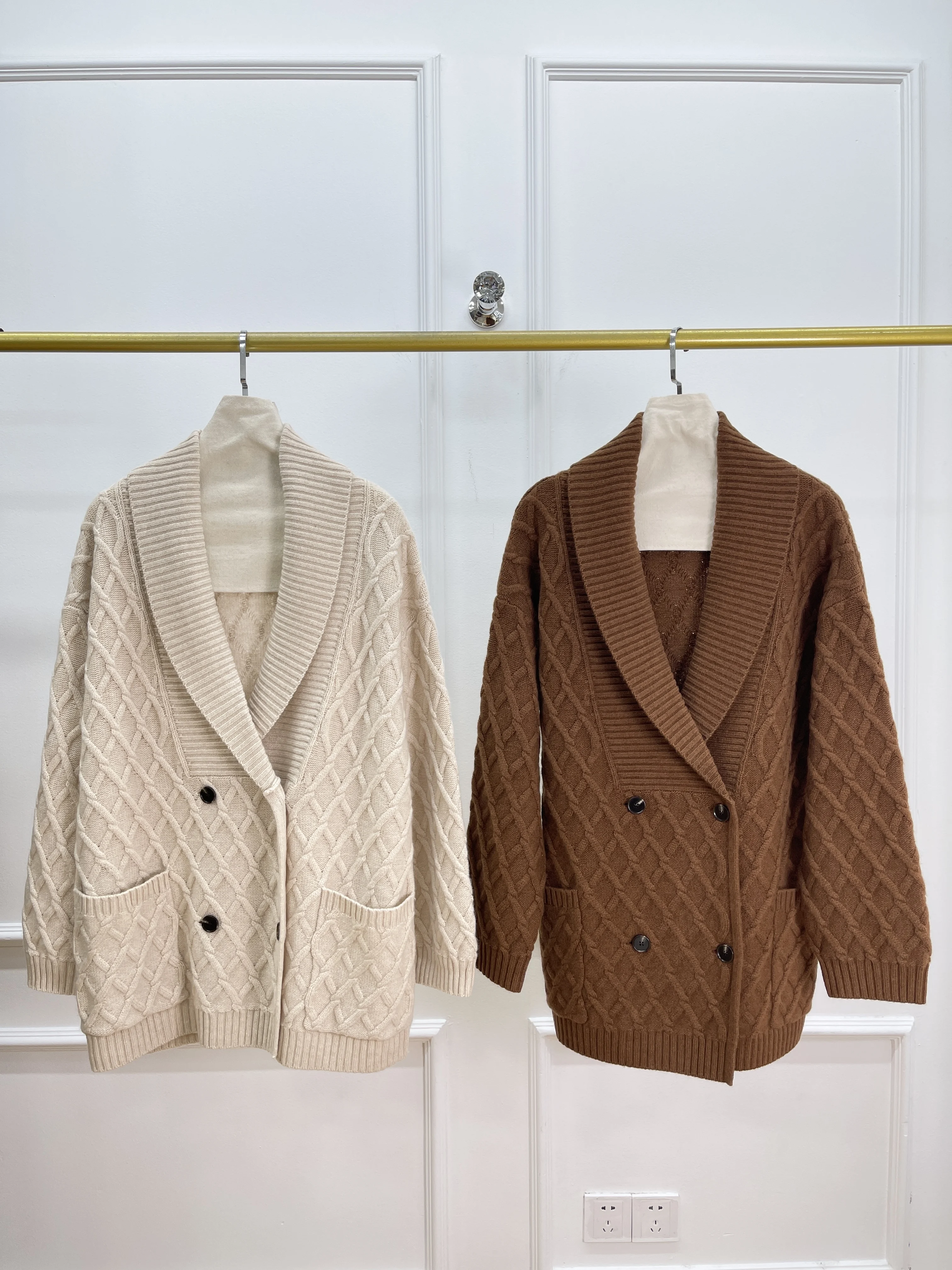 جديد الخريف/الشتاء أزياء عالية الجودة مزدوجة الصدر سترة الكشمير مع التلبيب وبنطلون الكشمير للنساء #2