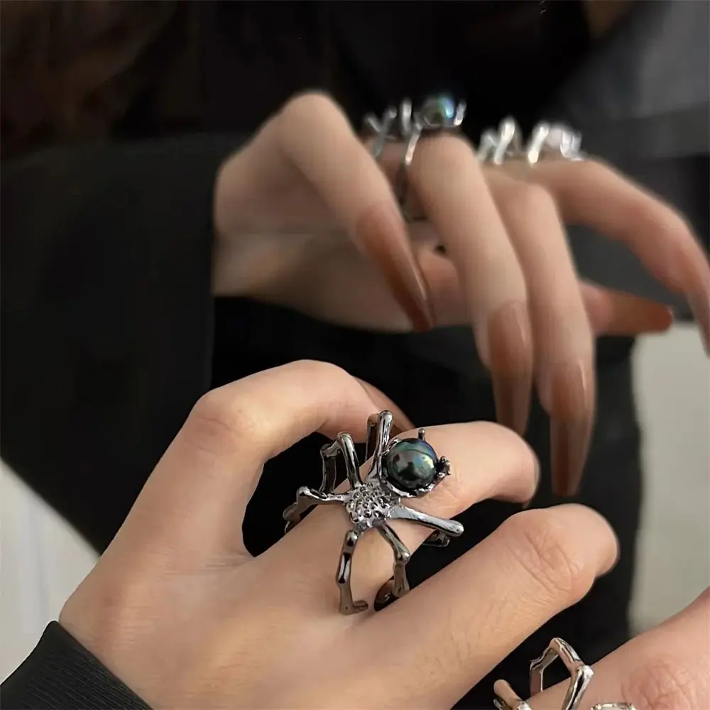 Minimalist Spider Punk Dark Spider Open Ring Black/Silver Alloy Spider Finger Rings Retro Moonstone Black Ring Man