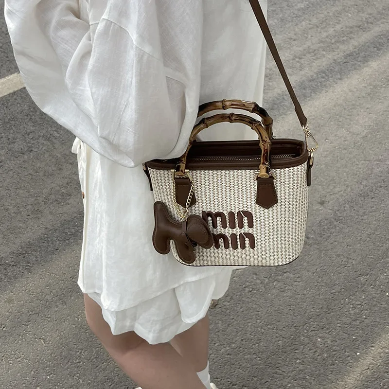 

2025 Trendy Women's Contrasting Color Bag - Straw Woven Bamboo, Vegetable Basket Bucket Shape, Portable Shoulder/Crossbody