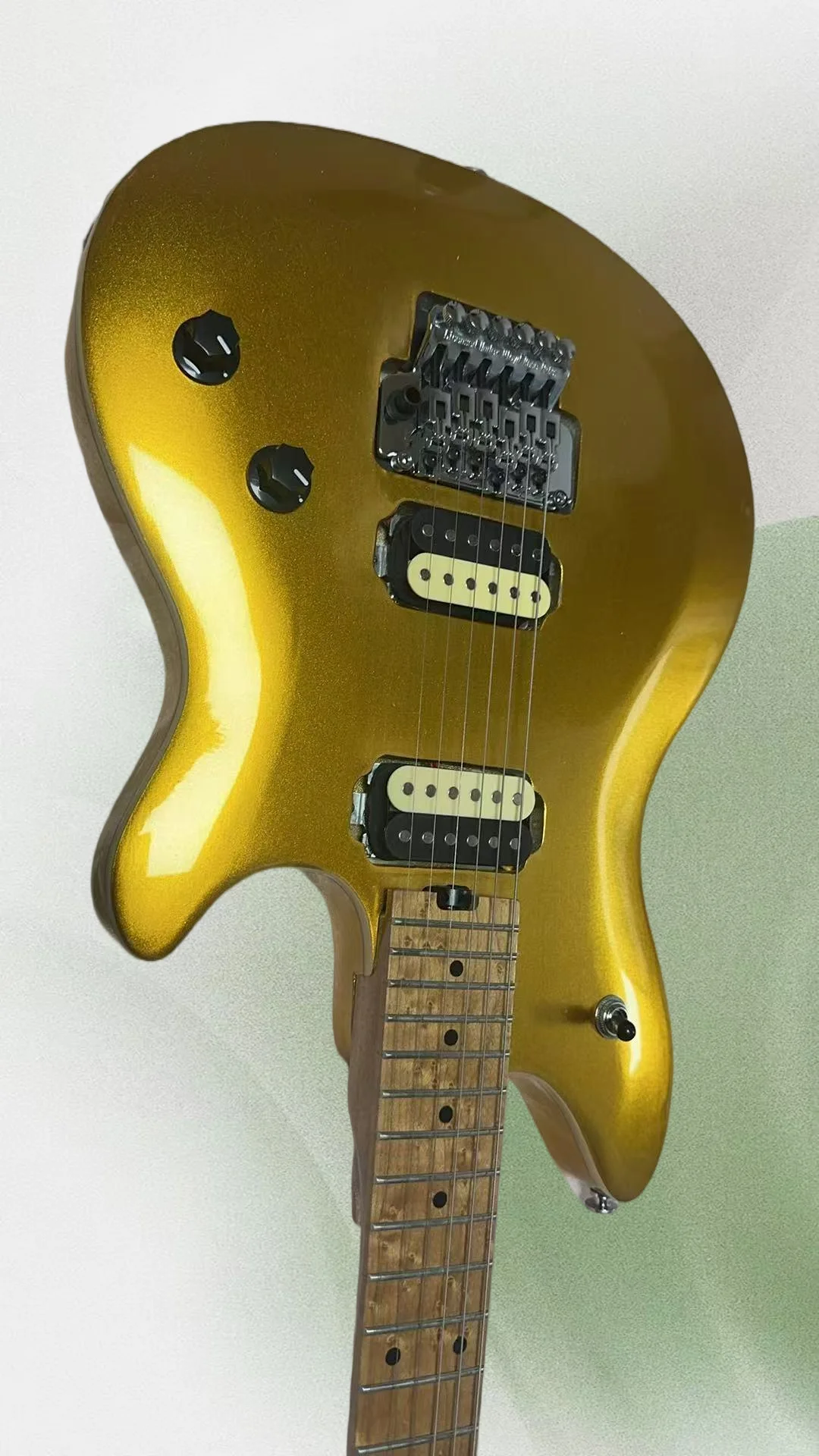 Pea Vey E Van H 199… - image