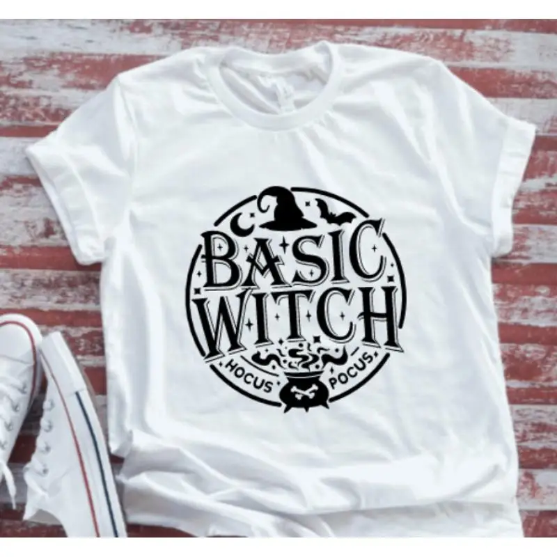 

Базовая белая футболка ведьмы на Хэллоуин
