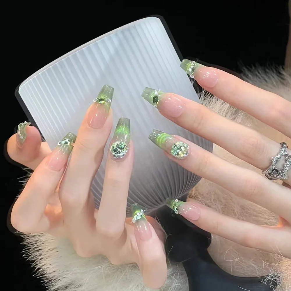 Hot Style Small Fresh Diamond-Encrusted Nail Slices Mint Mambo Green Gradient Manicure Smile Cat's Eye Wear Nail