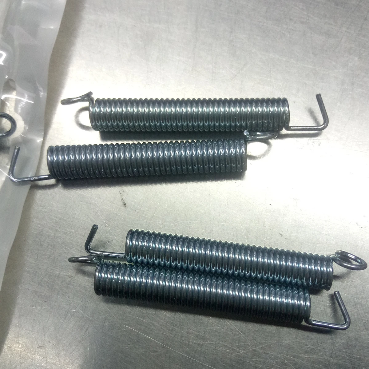 

7pcs Electric Guitar Tremolo Spring Hook Pull String Board Crank Replacement Durable Lightweight Adjustable Tension Improve