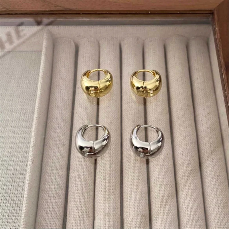 Pendientes de aro gruesos de Metal liso de acero inoxidable para mujeres y niñas, pendientes de círculo redondo de moda, pendientes de declaración,