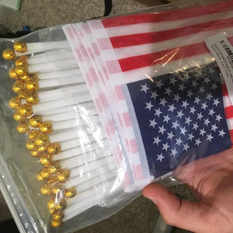 Q39b 50pcs/مجموعة العلم العالمي للبلاد الدولية التي عقدت العلم الصغير الصغير المصغر على العلم الوطني على تزيين الحفلات العصي