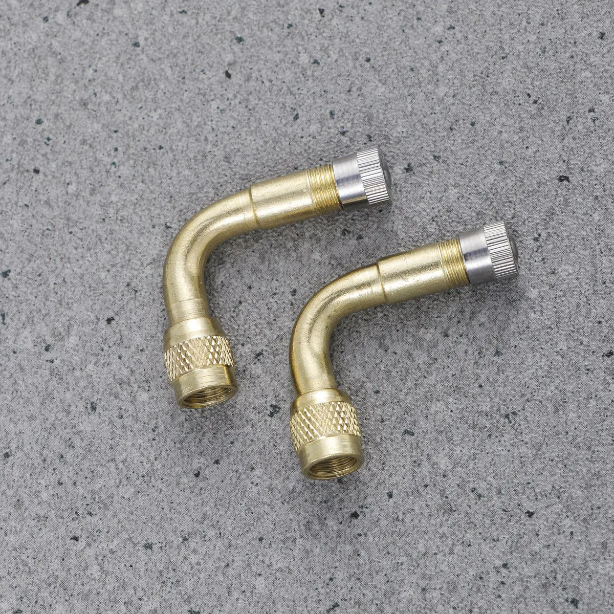 

2Pcs 90 Degree Brass Tire Extension Adapter for Motorcycle Car Truck Bike Scooter Right Angle Valve Stem Extender Heavy Duty