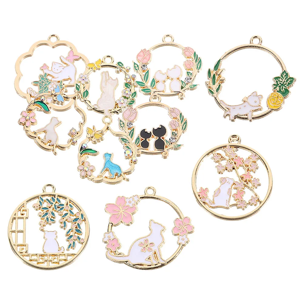 

10 Pcs Key Simulated Wreath Pendant Jewelry Cat Collar Charm Indoor Alloy Charms for Making