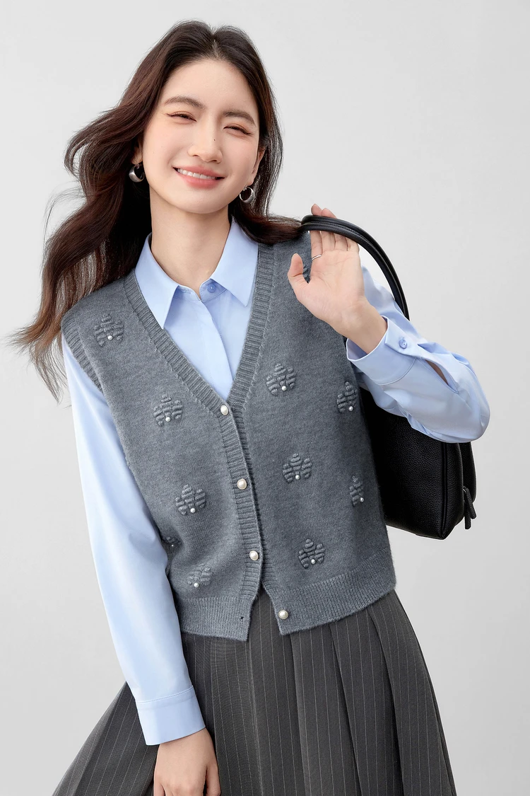 SENTUBILA Strickweste für Damen, Herbst 2026, neue ärmellose Strickjacke, lässige, einreihige Weste mit hohem Stretchanteil, W53JB2692 – Detail 10