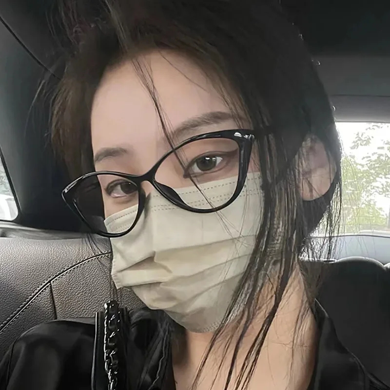 kit-cerise-lunettes-anti-lumiere-bleue-a-grande-monture-legeres-et-retro-design-simple-lentille-transparente