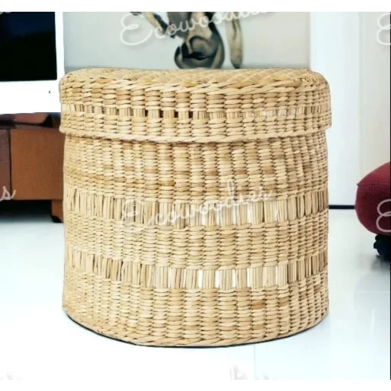 Handgewebter Wäschekorb aus Rattan