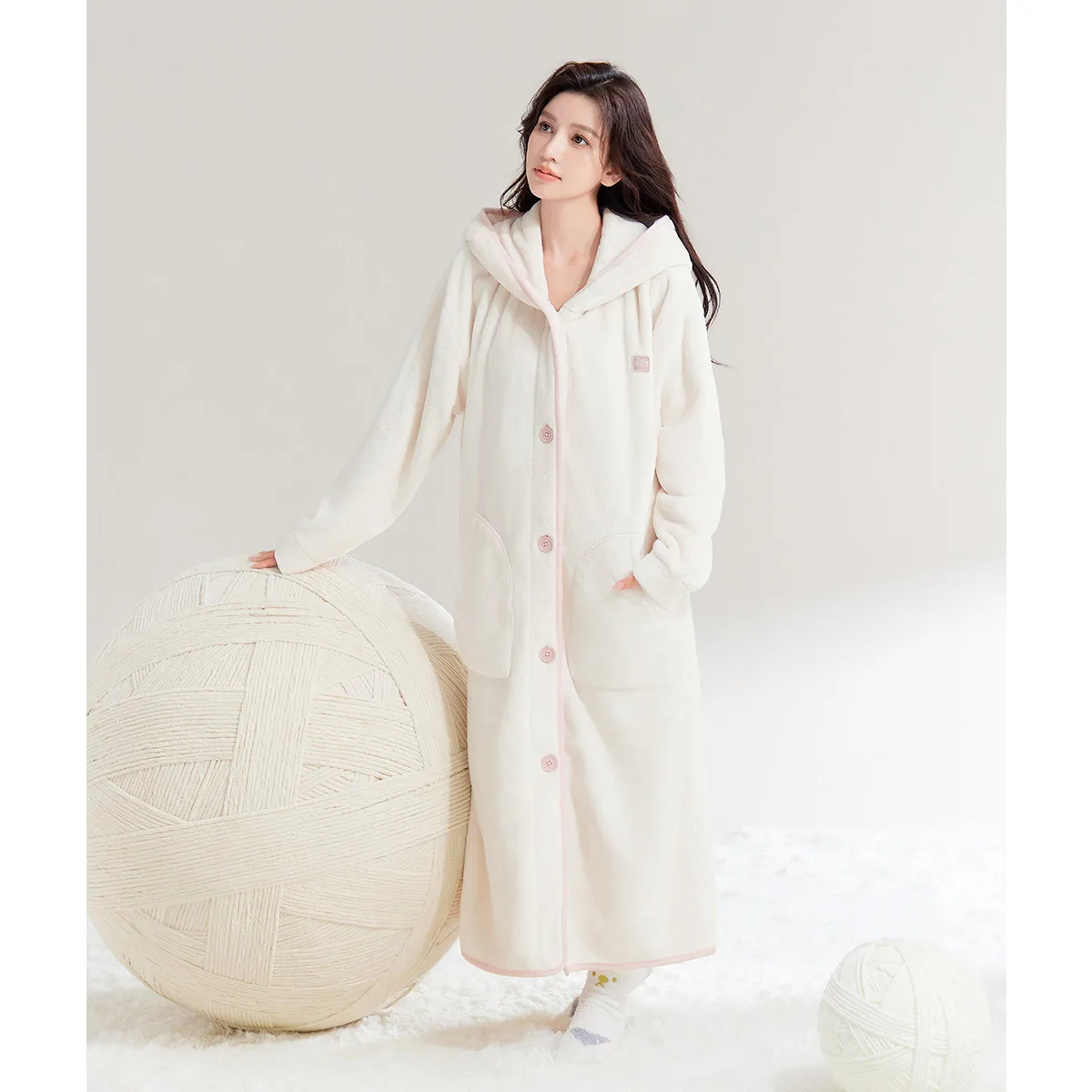 

Winter Hooded Bathrobe Kimono Gown Coral Fleece Sleepwear Thicken Warm Long Robe Pajamas Home Wear Casual Flannel Pijama