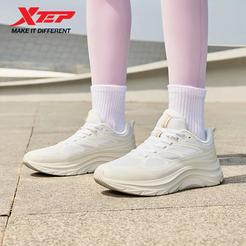 xtep-ライト-fw-ランニングシューズ女性の夏通気性メッシュランニングシューズ屋外クッションロープスキッピングシューズ-875318110019