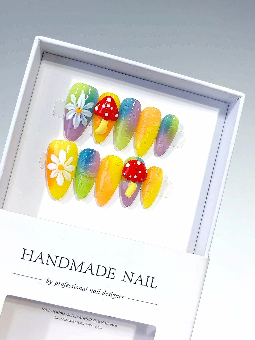 

Colorful Multi-Color Gradient Stereo Mushroom Carving Fashion Art Nail Art (D481)