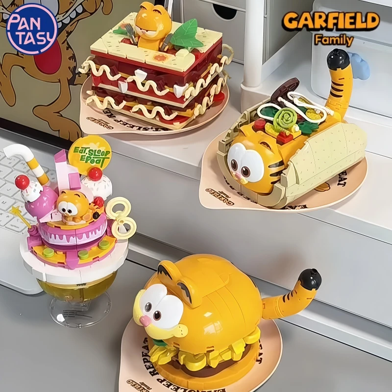 

Pantasy Building Blocks The Garfield Show Gourmet Series Lasagna Burger Ice Cream Model Educational Toy Assembly Ornament Gift