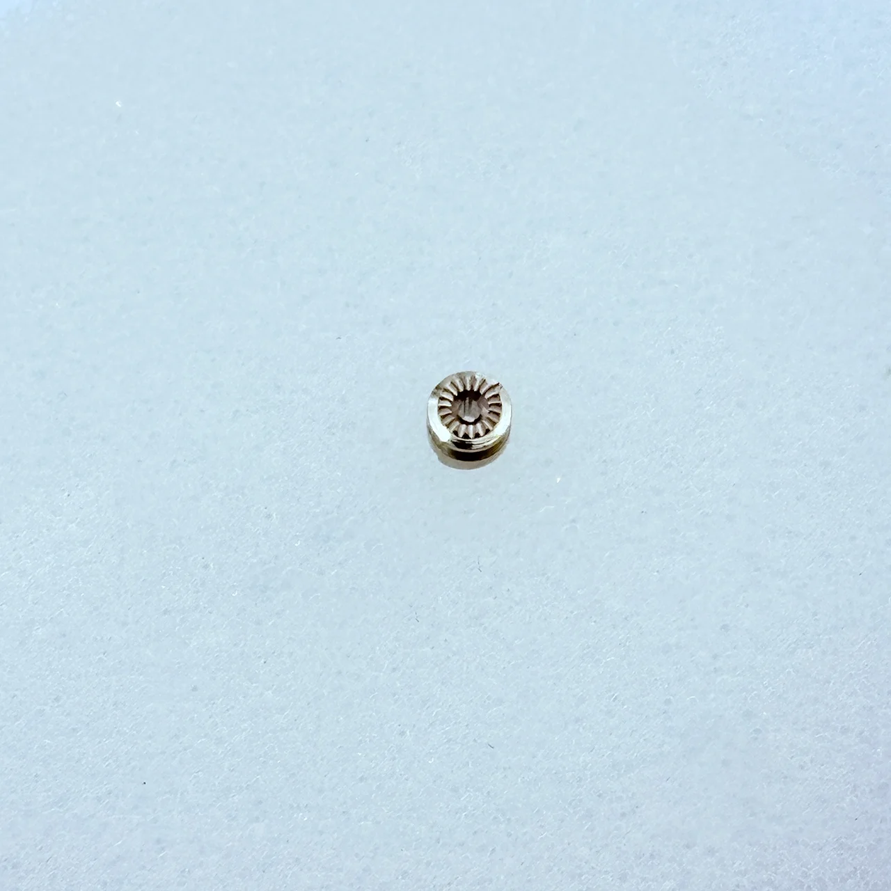 7009 ムーブメントアクセサリークラッチホイール時計修理部品クラッチホイールフィット 7009 ムーブメント