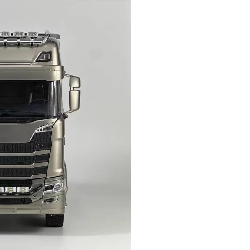 

Радиоуправляемый тягач 770S 1/14, дифференциальные замки, 2-скоростная коробка передач, 4WD огни, звуки, грузовой автомобиль с дистанционным управлением для прицепа TAMIYA