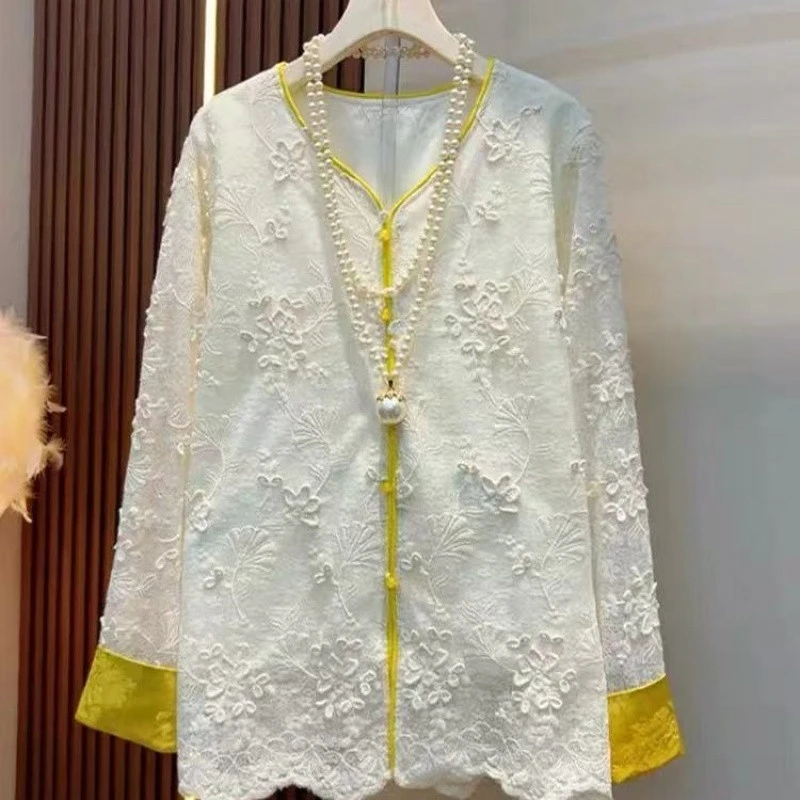 

Plus Size Women's V-Neck Color Block Jacquard Lace Top Slimming Blouse Elegant Casual Spring 2025 Fashion Tunic For Women