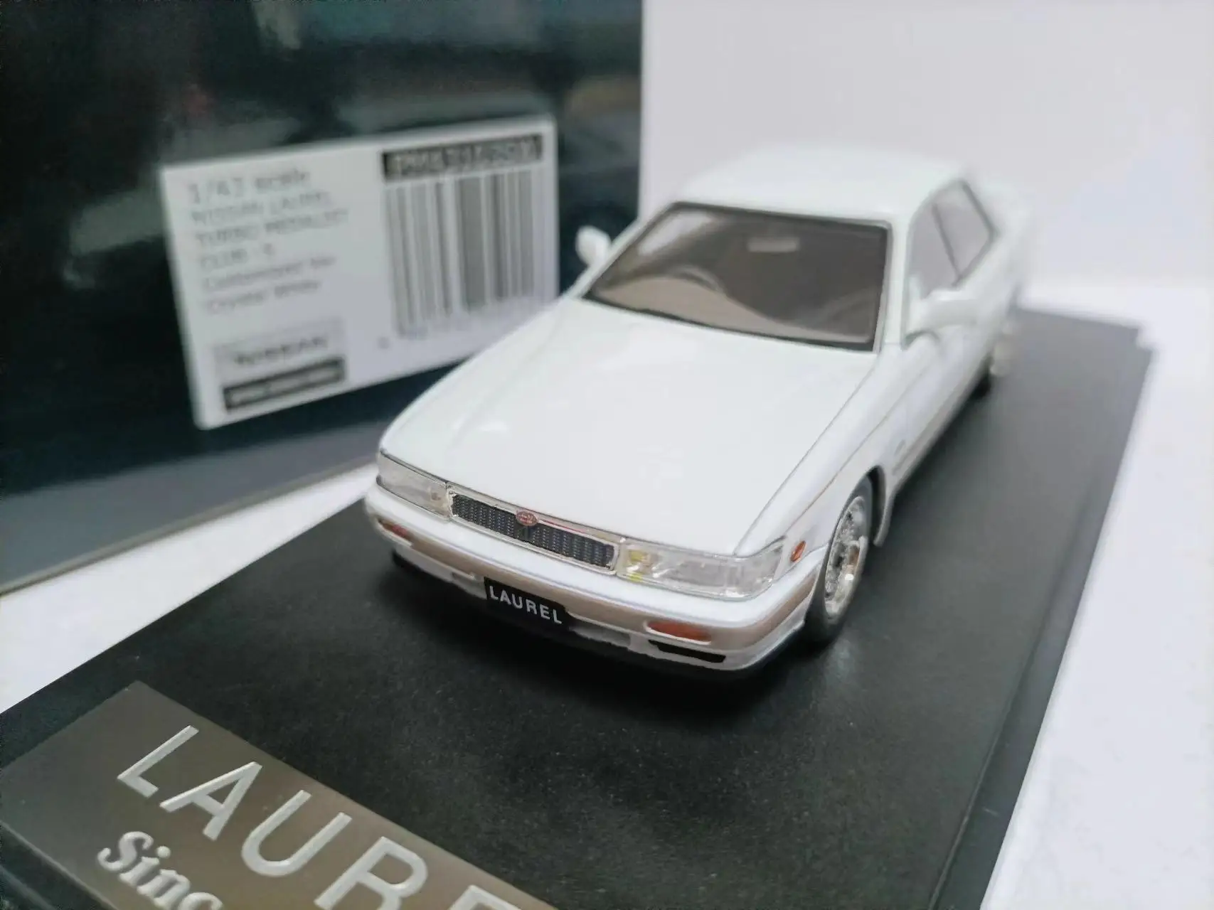 

Mark43 1:43 Laurel Turbo Club S JDM Simulation Limited Edition Resin Metal Static Car Model Toy Gift