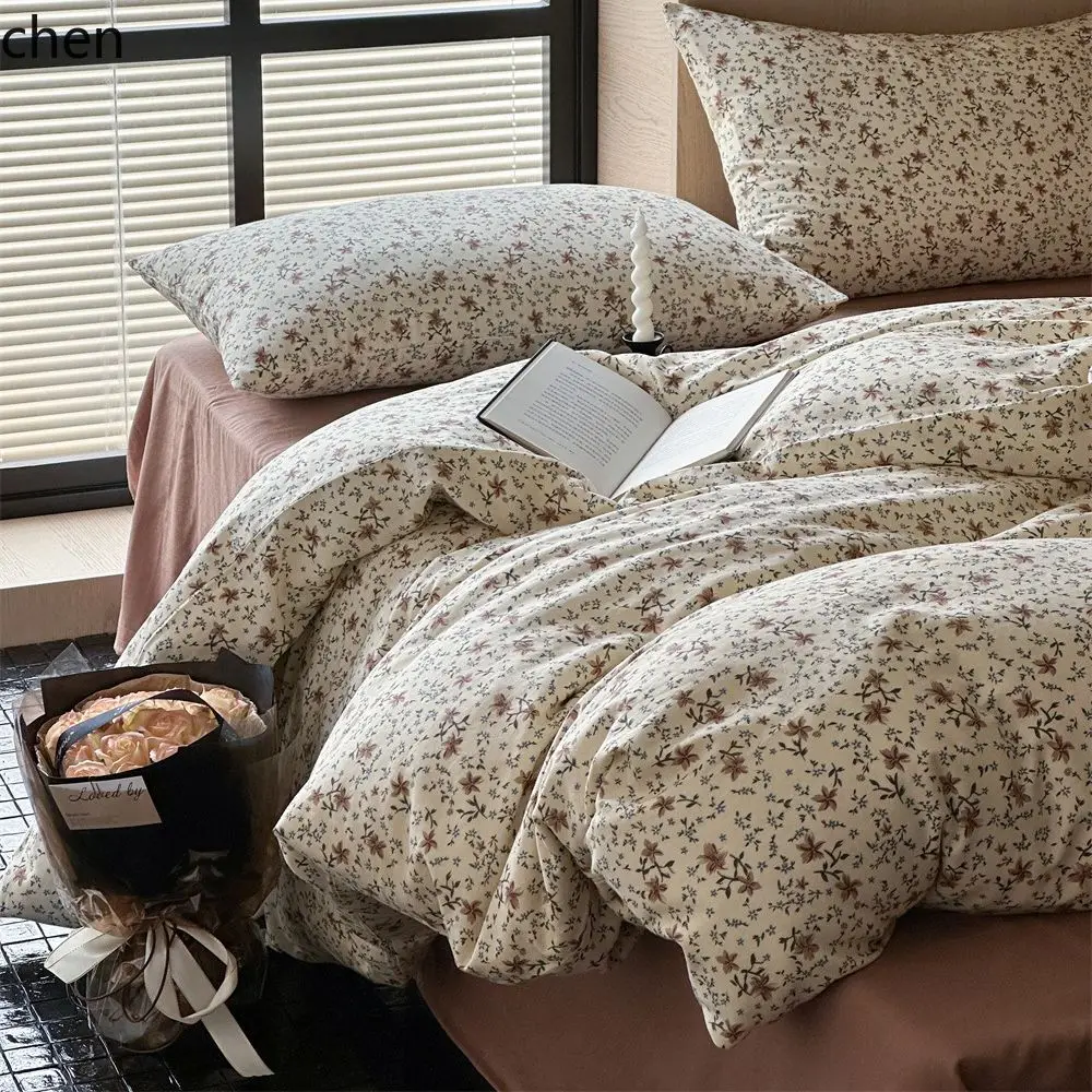 YFY Double-layer gauze with small floral patterns, breathable and skin-friendly,    four-piece bedding set for homestay use