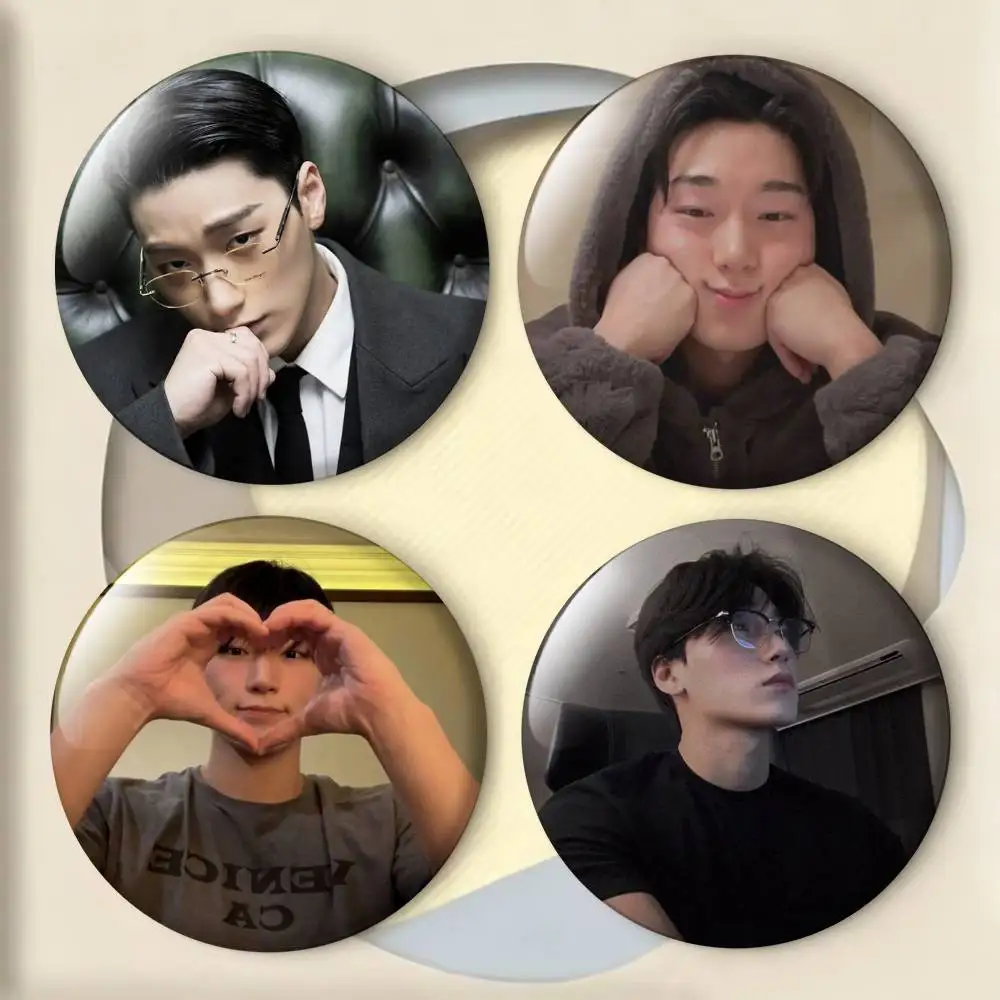 

C-Choi S-San Angel Voice Badges 25 32 44 58 75 mm Round Fans Collect Friends Gifts Brooch Souvenir